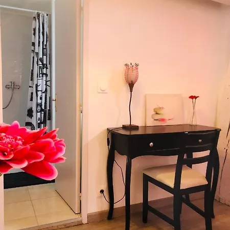 La Petite Normande En *